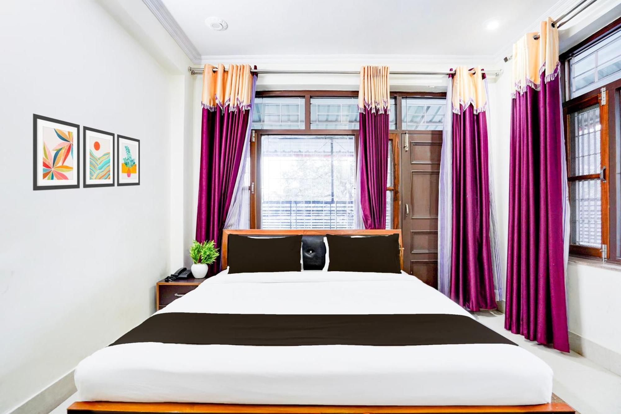 Super Townhouse Mall Road Near Library Chowk Mussoorie Esterno foto