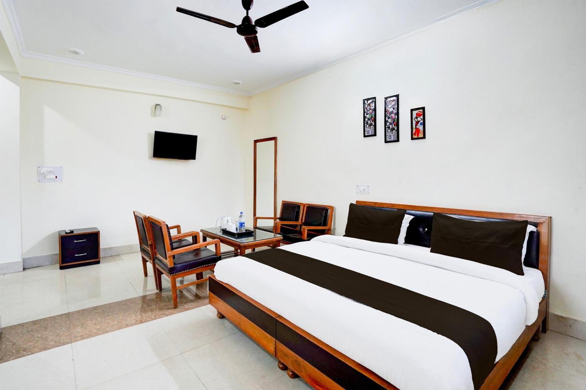 Super Townhouse Mall Road Near Library Chowk Mussoorie Esterno foto
