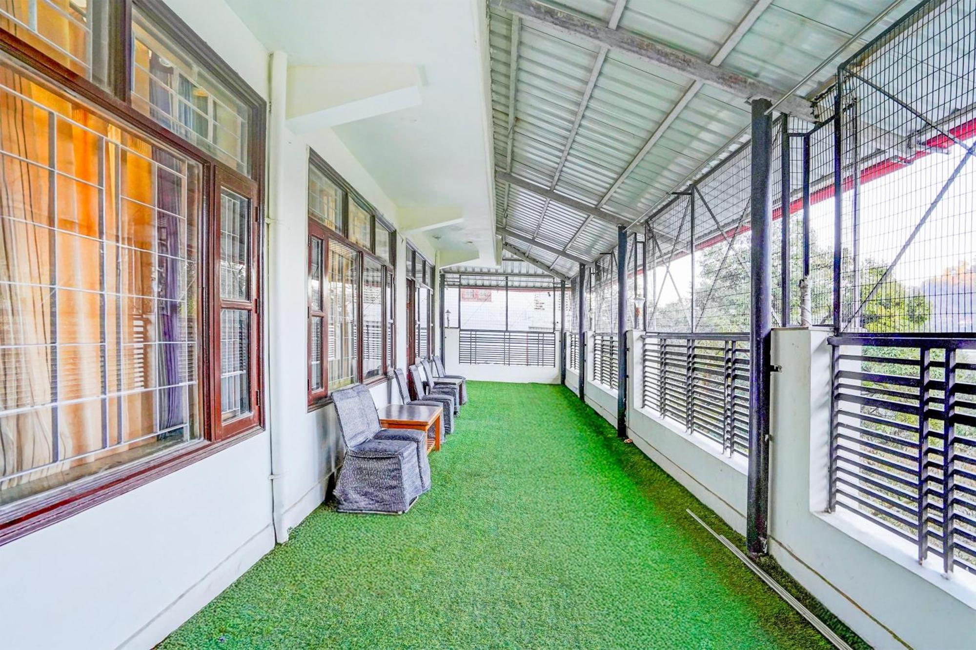 Super Townhouse Mall Road Near Library Chowk Mussoorie Esterno foto