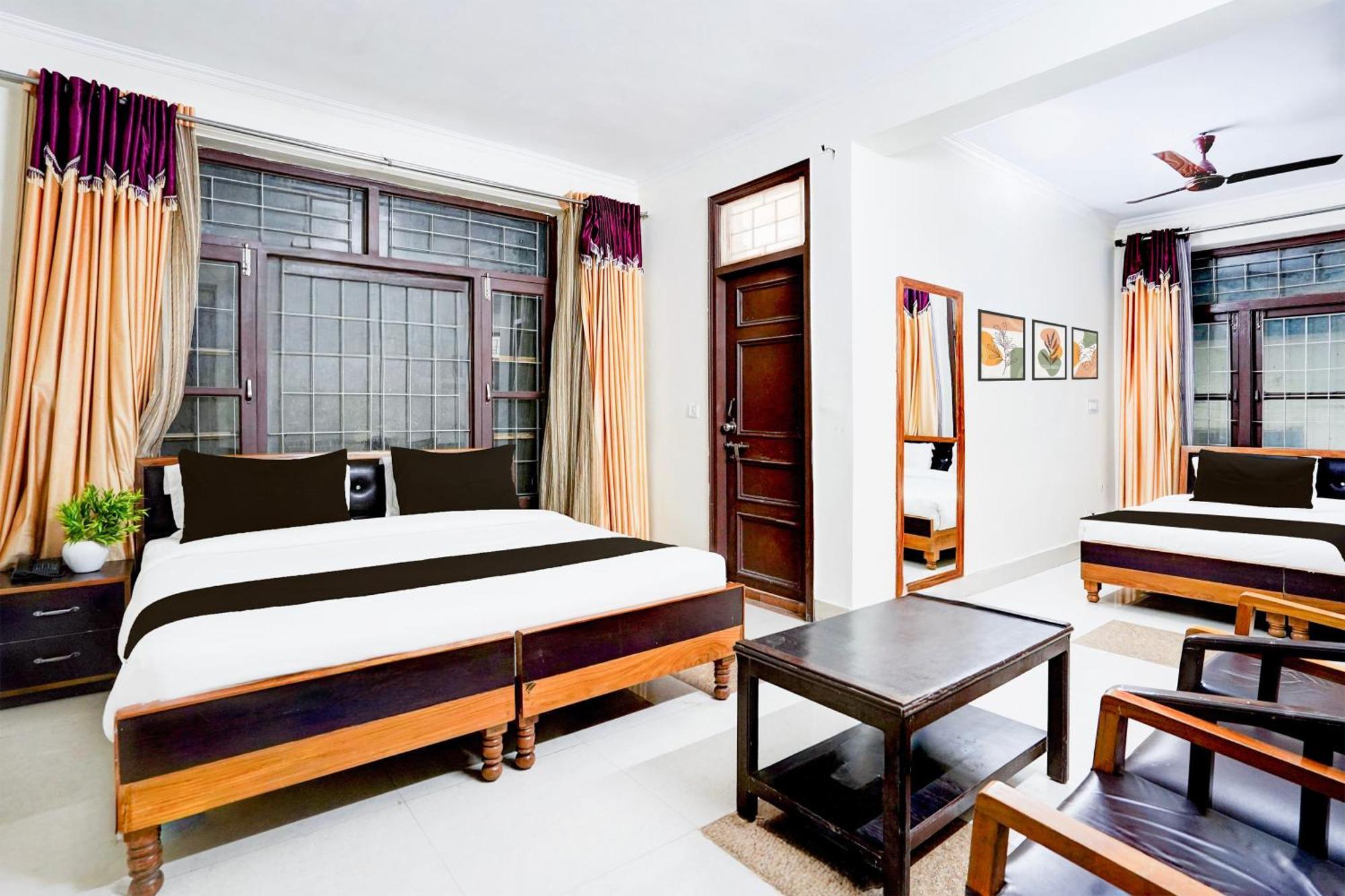 Super Townhouse Mall Road Near Library Chowk Mussoorie Esterno foto
