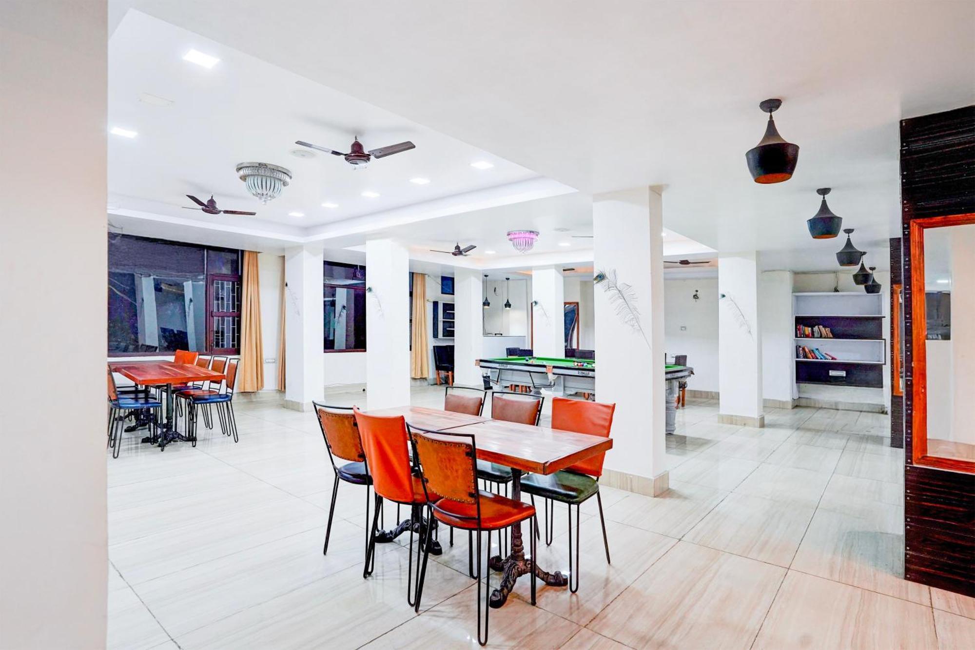 Super Townhouse Mall Road Near Library Chowk Mussoorie Esterno foto